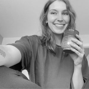 Meet your Posher, Olivia